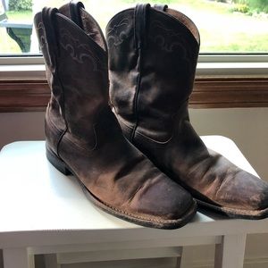 ariat ropers